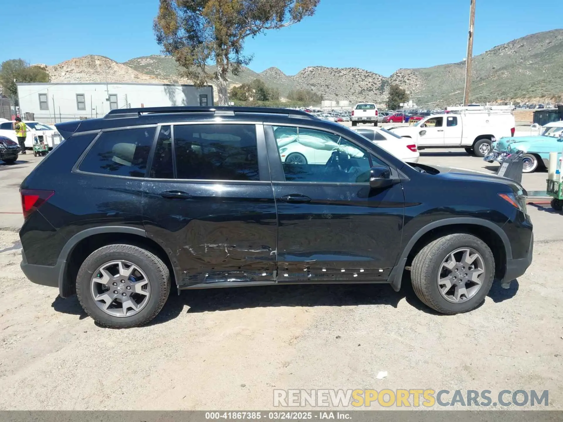 13 Photograph of a damaged car 5FNYF8H65PB026968 HONDA PASSPORT 2023