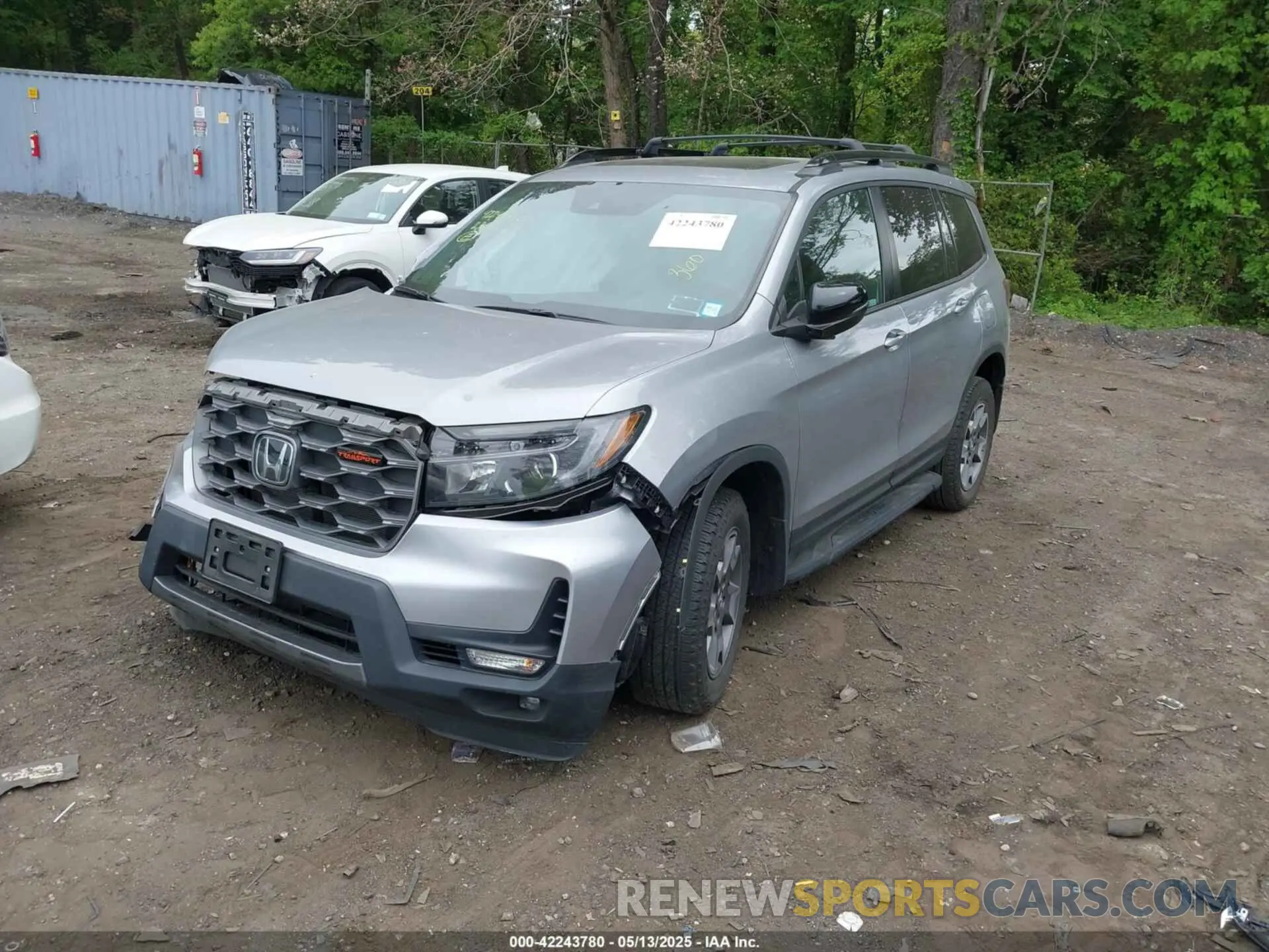 2 Photograph of a damaged car 5FNYF8H66PB024923 HONDA PASSPORT 2023