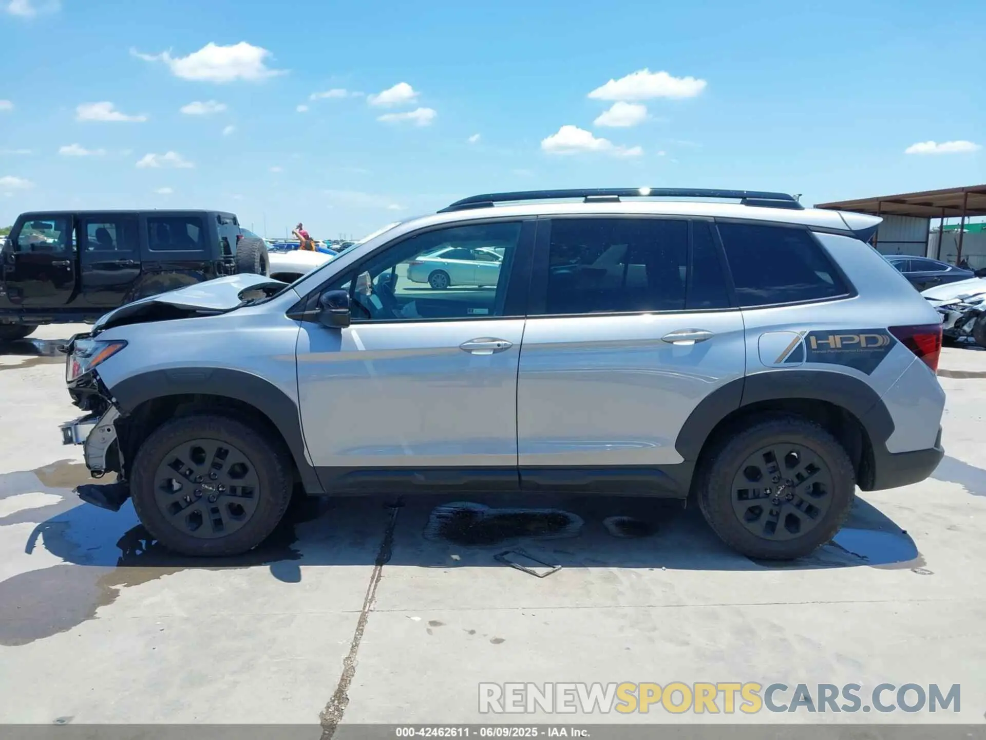 15 Photograph of a damaged car 5FNYF8H66PB044234 HONDA PASSPORT 2023