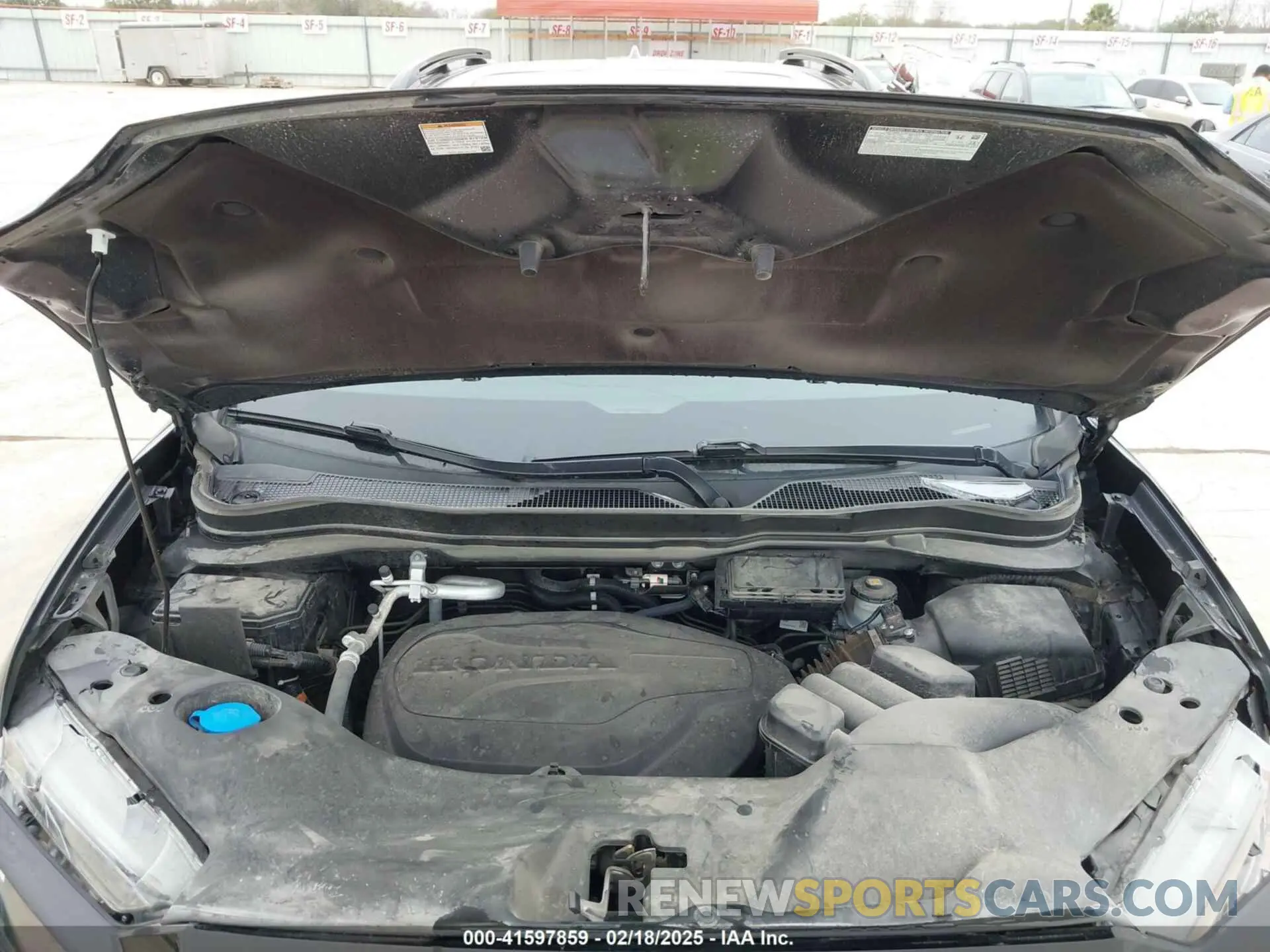 10 Photograph of a damaged car 5FNYF8H67PB006933 HONDA PASSPORT 2023