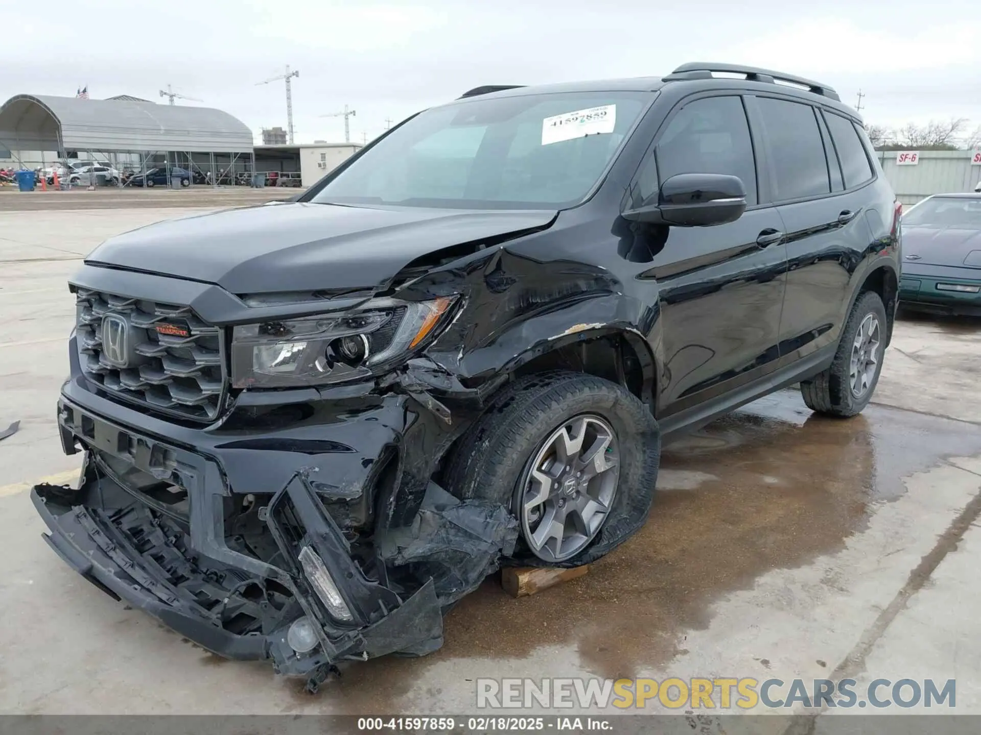 2 Photograph of a damaged car 5FNYF8H67PB006933 HONDA PASSPORT 2023