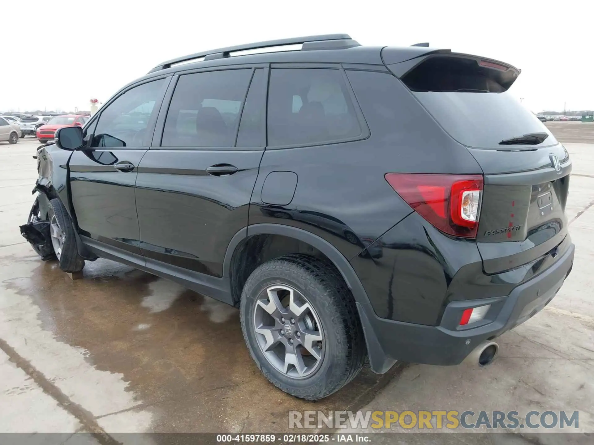 3 Photograph of a damaged car 5FNYF8H67PB006933 HONDA PASSPORT 2023