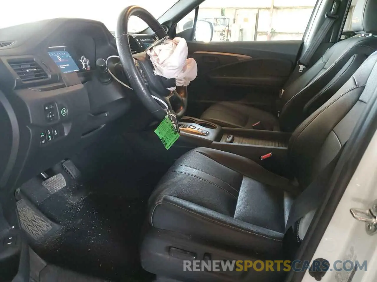 7 Photograph of a damaged car 5FNYF8H68PB000476 HONDA PASSPORT 2023