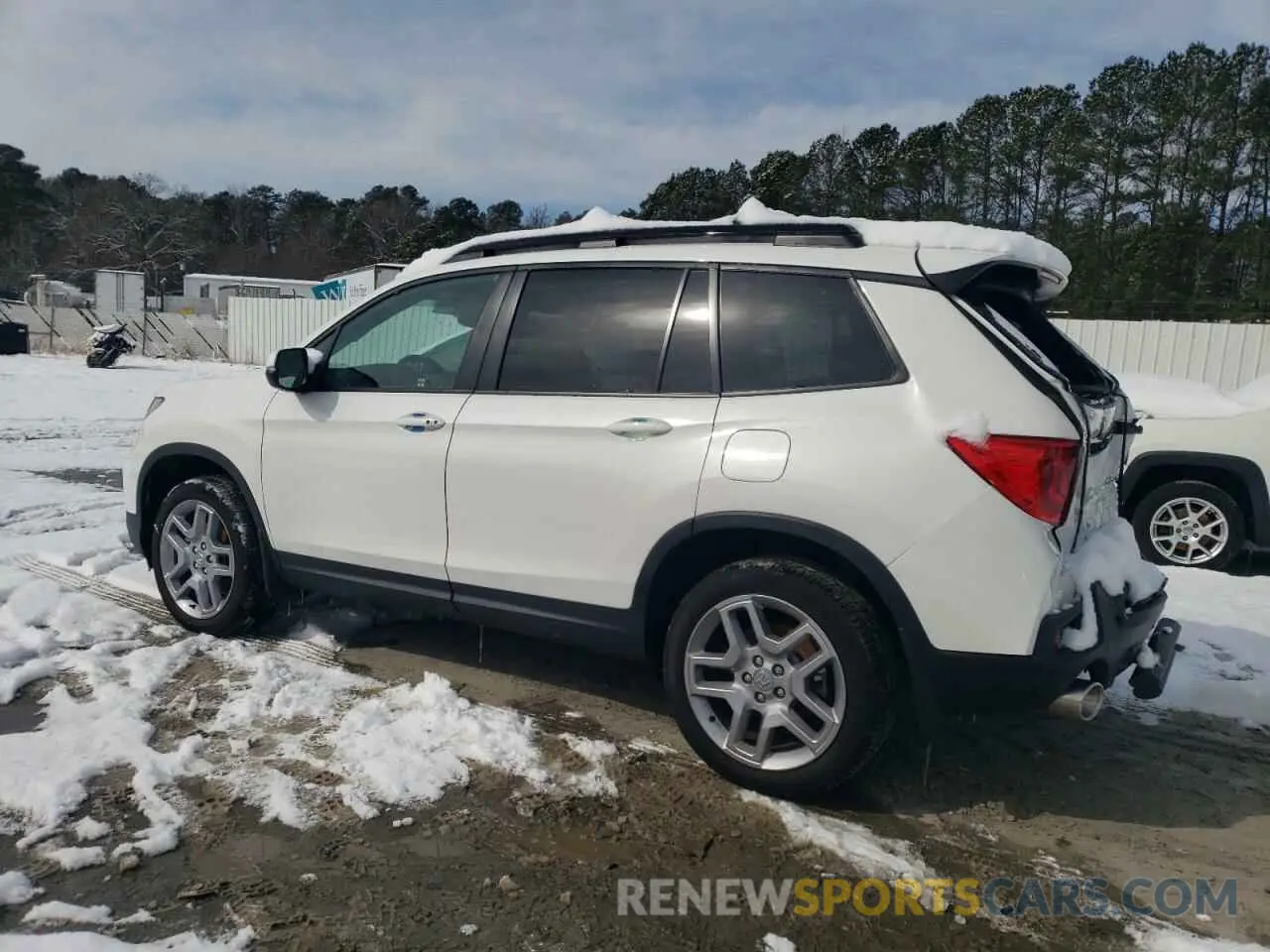 2 Photograph of a damaged car 5FNYF8H50RB023552 HONDA PASSPORT 2024