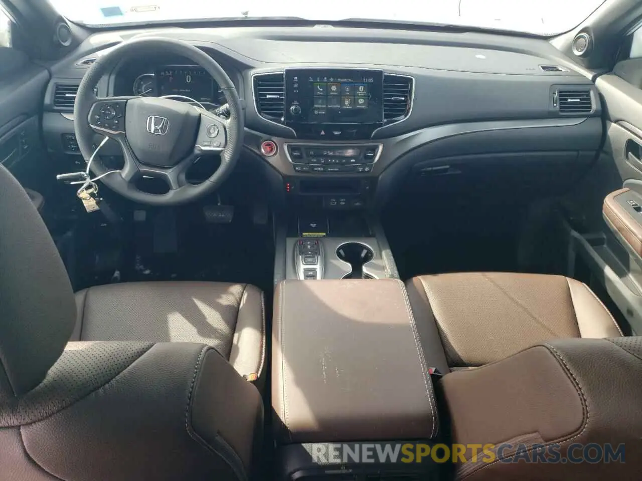 8 Photograph of a damaged car 5FNYF8H50RB023552 HONDA PASSPORT 2024