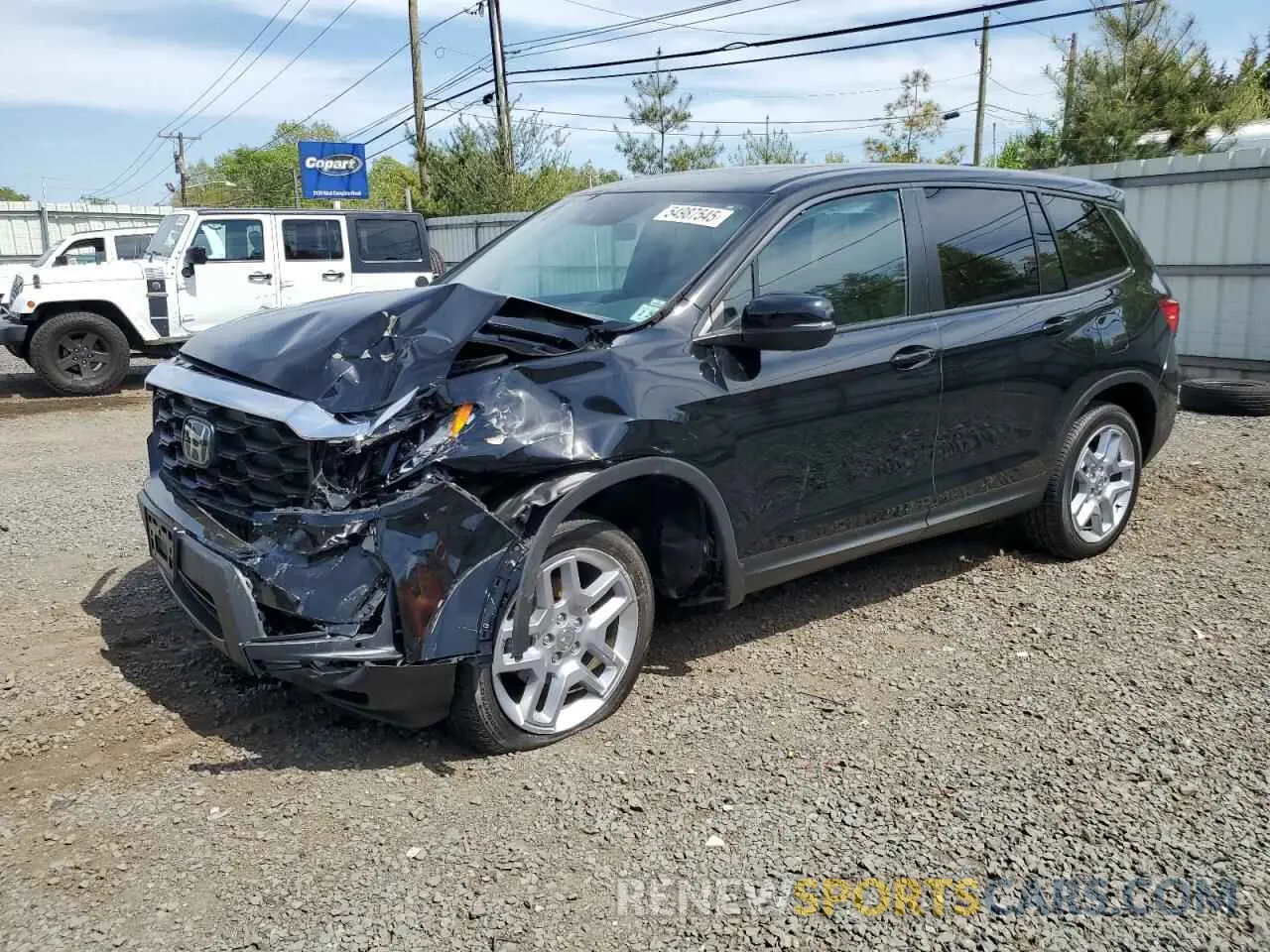 1 Photograph of a damaged car 5FNYF8H53RB009113 HONDA PASSPORT 2024
