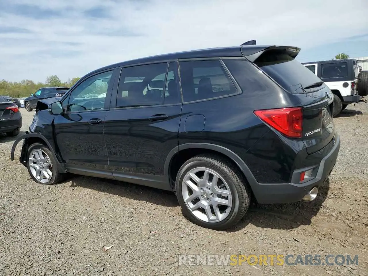 2 Photograph of a damaged car 5FNYF8H53RB009113 HONDA PASSPORT 2024