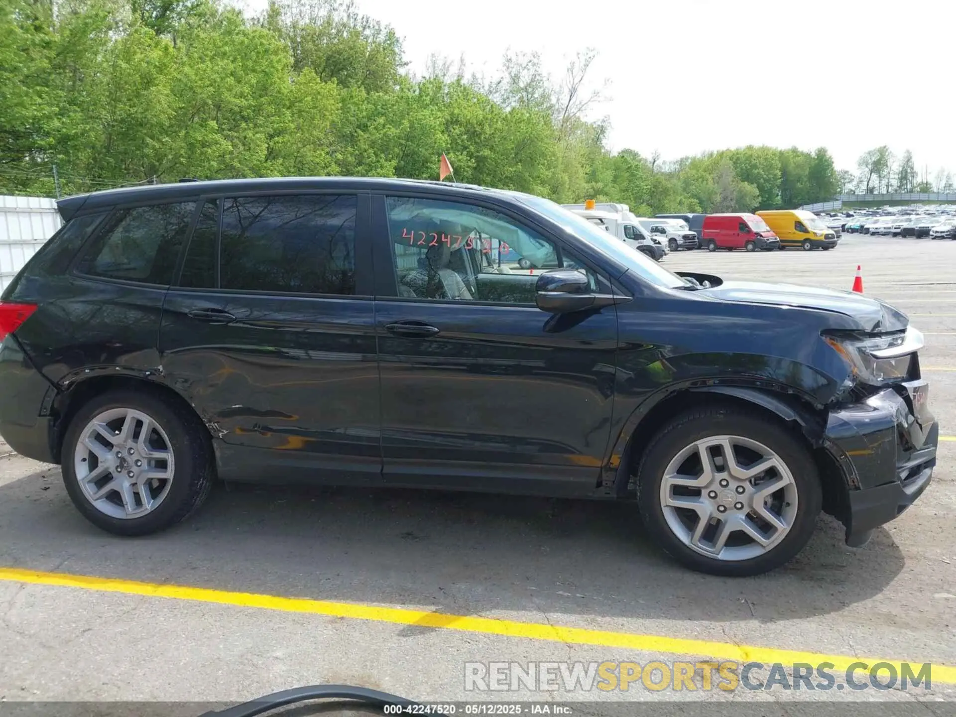 13 Photograph of a damaged car 5FNYF8H55RB004740 HONDA PASSPORT 2024