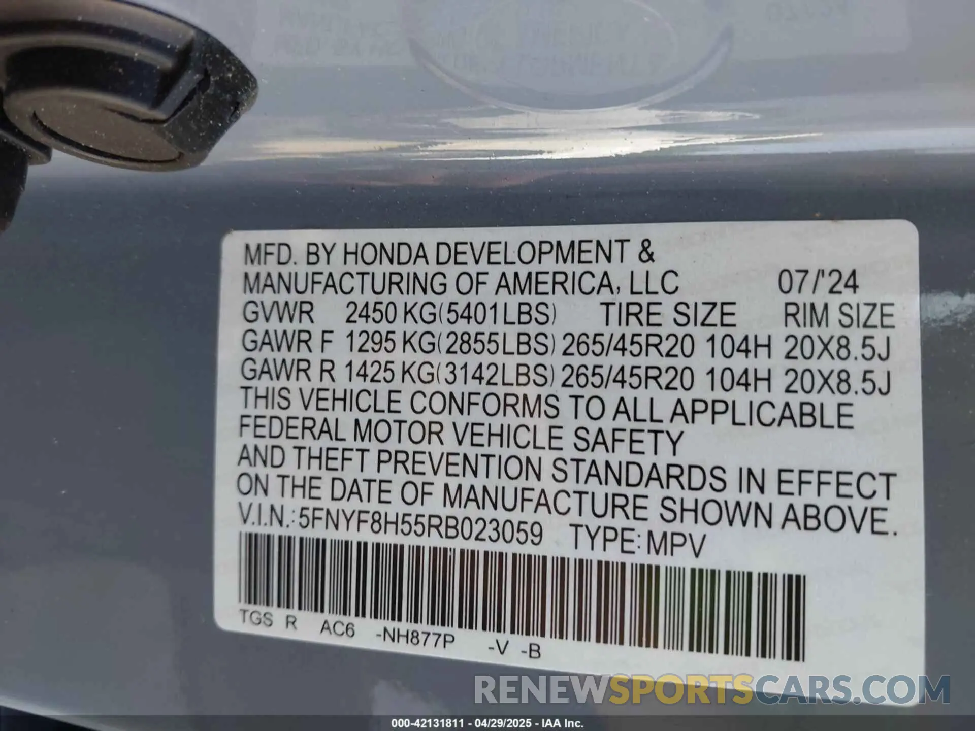 9 Photograph of a damaged car 5FNYF8H55RB023059 HONDA PASSPORT 2024