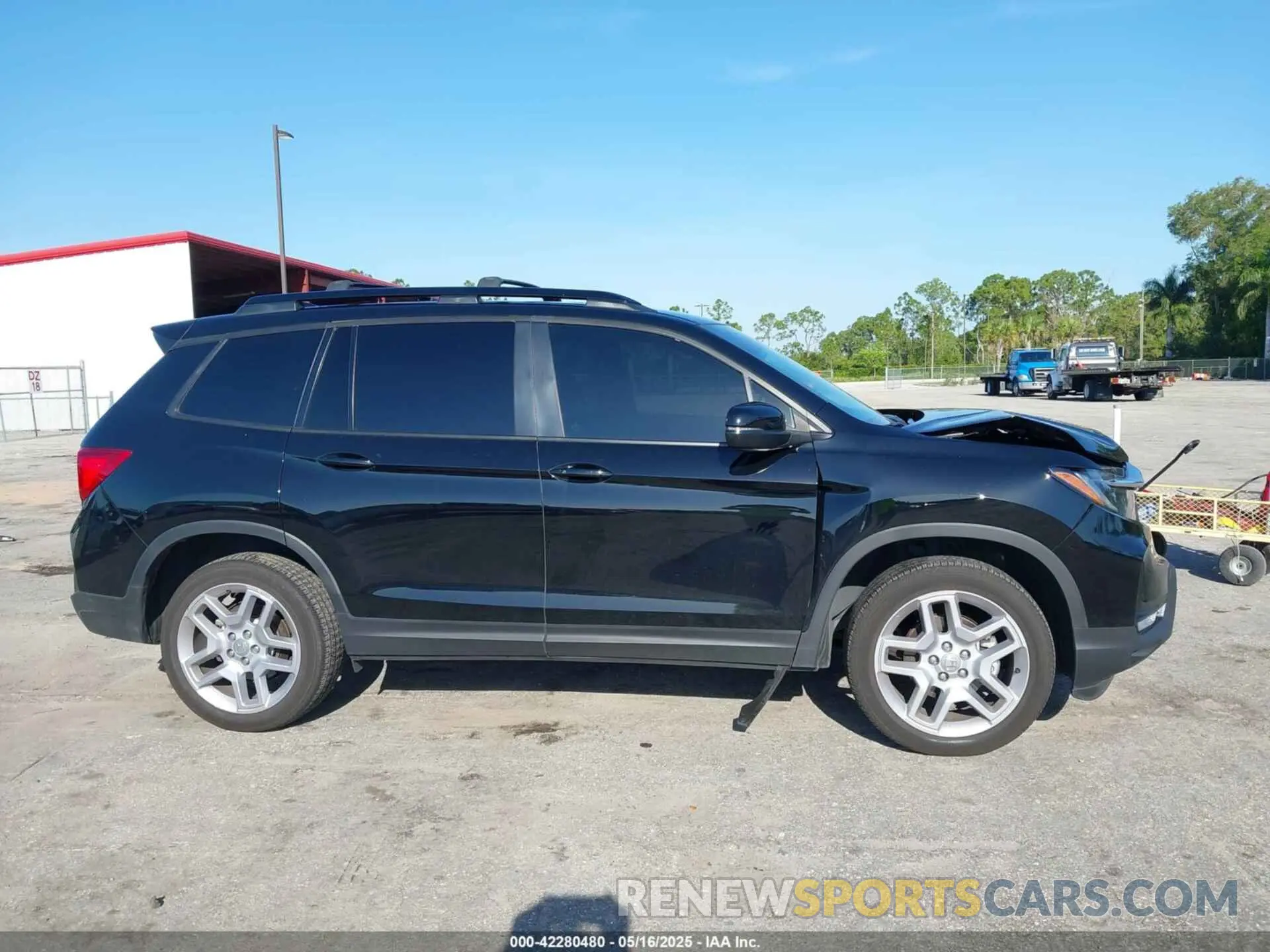 13 Photograph of a damaged car 5FNYF8H58RB020589 HONDA PASSPORT 2024