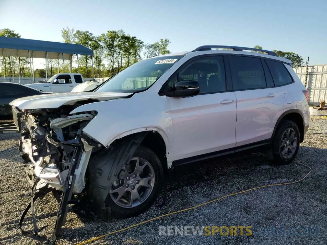 1 Photograph of a damaged car 5FNYF8H62RB004333 HONDA PASSPORT 2024