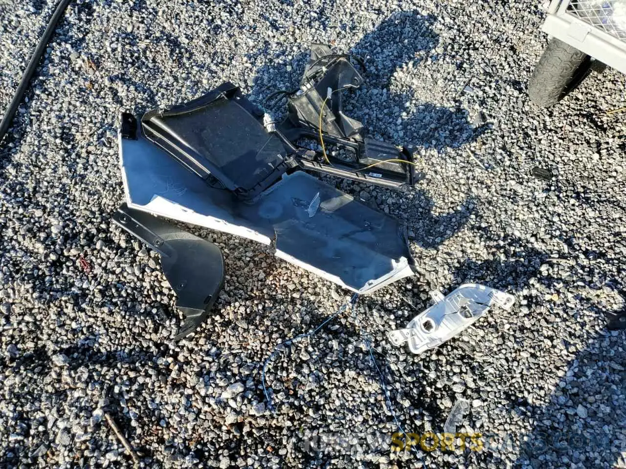 13 Photograph of a damaged car 5FNYF8H62RB004333 HONDA PASSPORT 2024