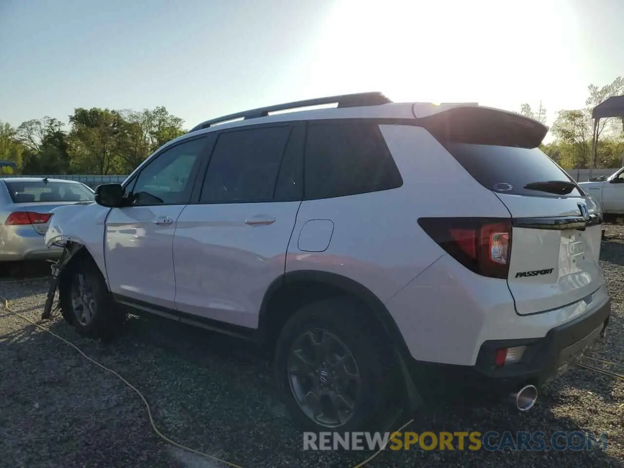 2 Photograph of a damaged car 5FNYF8H62RB004333 HONDA PASSPORT 2024
