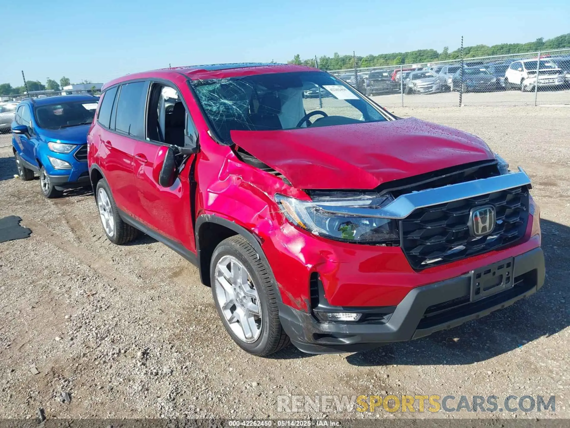 1 Photograph of a damaged car 5FNYF8H56SB001075 HONDA PASSPORT 2025