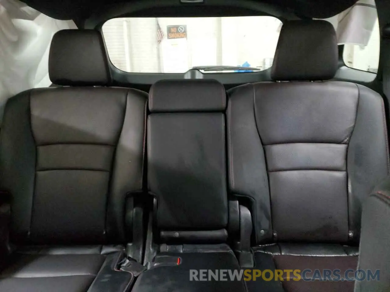 10 Photograph of a damaged car 5FNYF8H81RB018256 HONDA PASSPORT B 2024