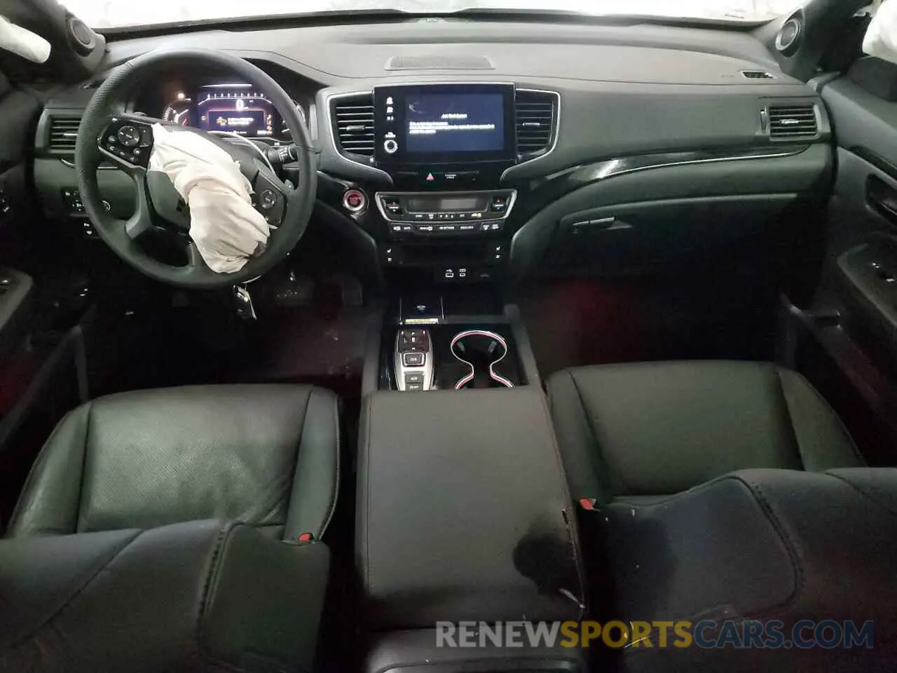 8 Photograph of a damaged car 5FNYF8H81RB018256 HONDA PASSPORT B 2024