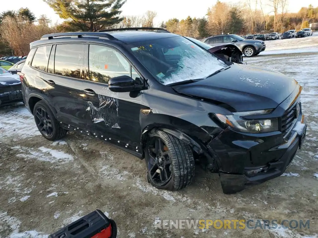 4 Photograph of a damaged car 5FNYF8H8XSB005575 HONDA PASSPORT B 2025