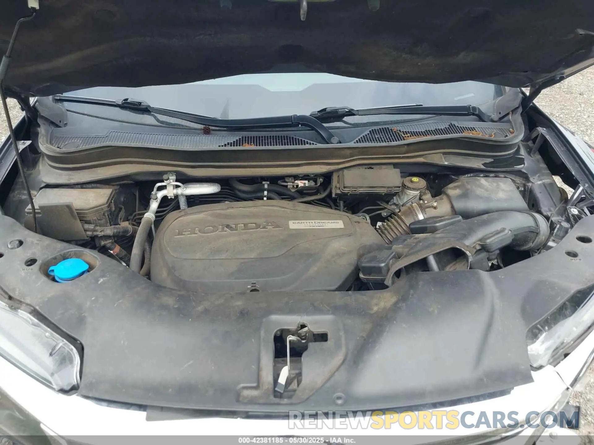 10 Photograph of a damaged car 5FNYF5H10KB028235 HONDA PILOT 2019