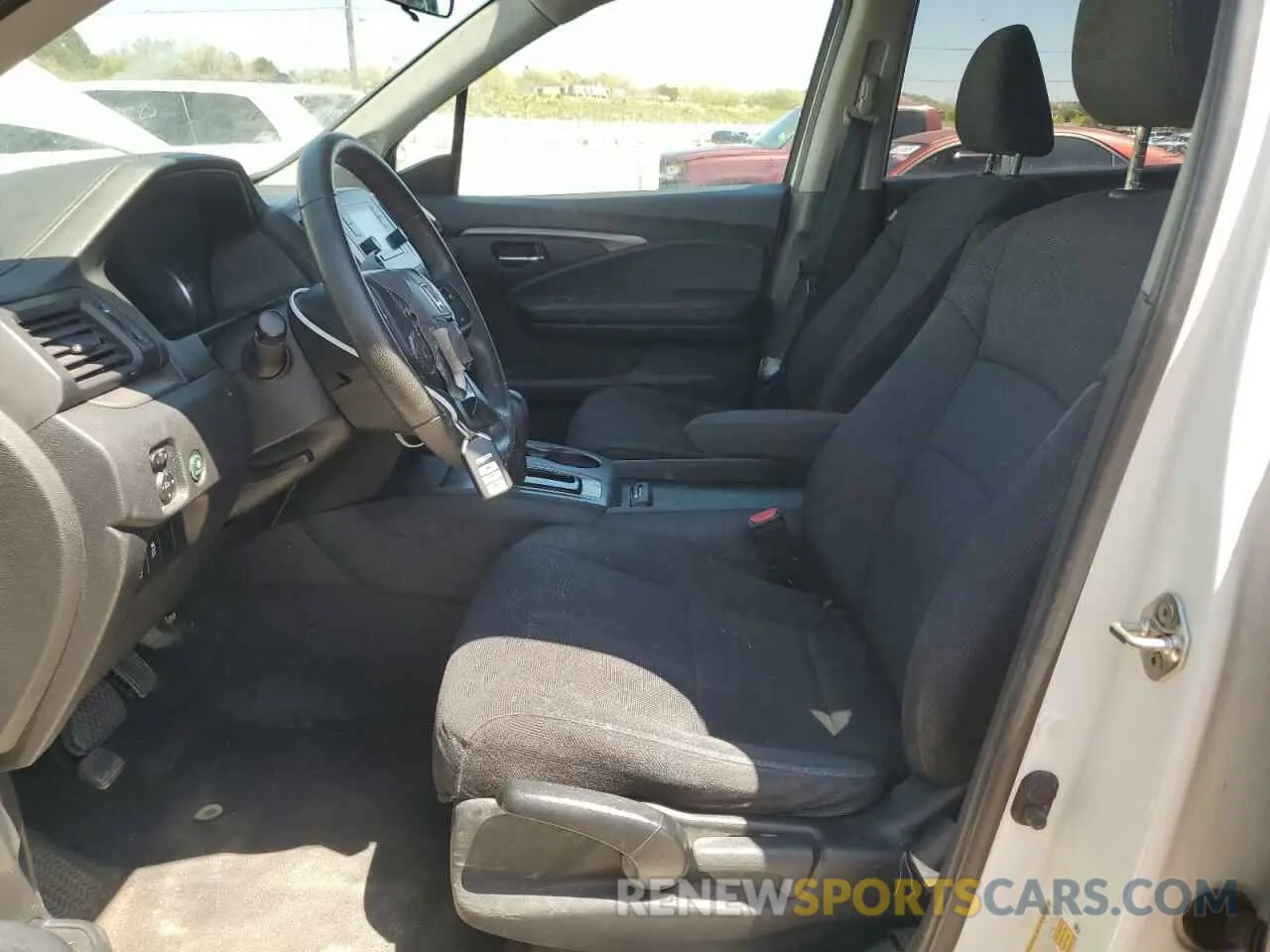 7 Photograph of a damaged car 5FNYF5H13KB024308 HONDA PILOT 2019