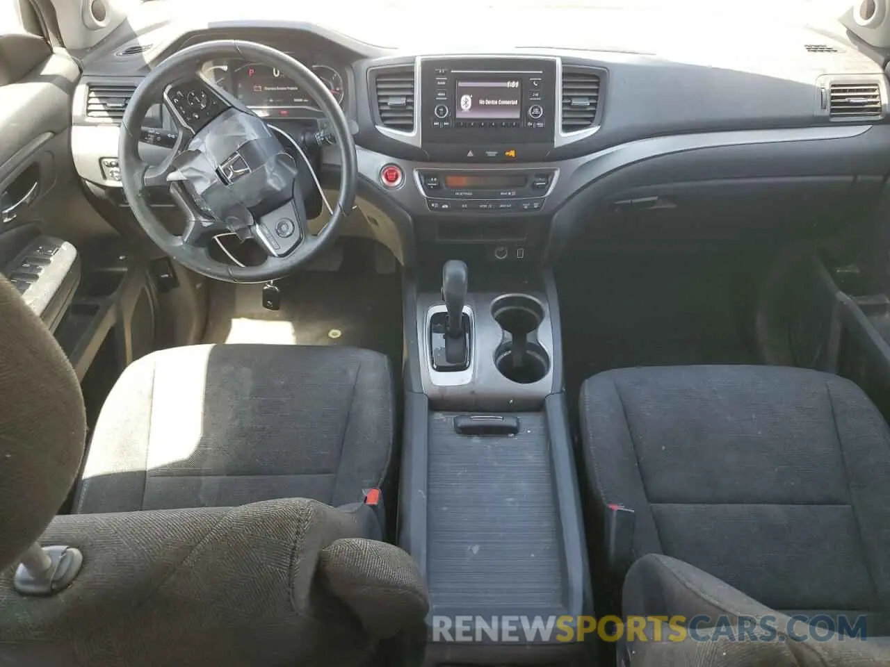 8 Photograph of a damaged car 5FNYF5H13KB024308 HONDA PILOT 2019