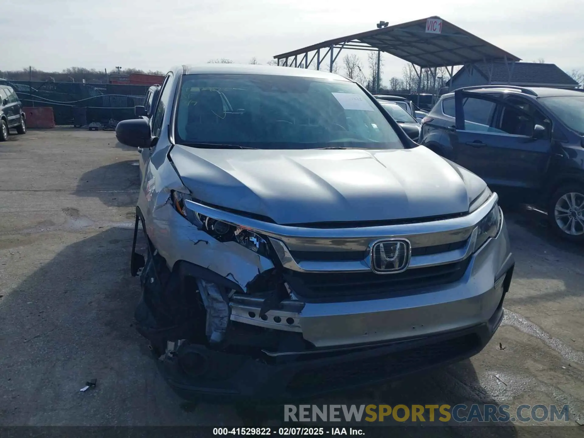 12 Photograph of a damaged car 5FNYF5H13KB031050 HONDA PILOT 2019