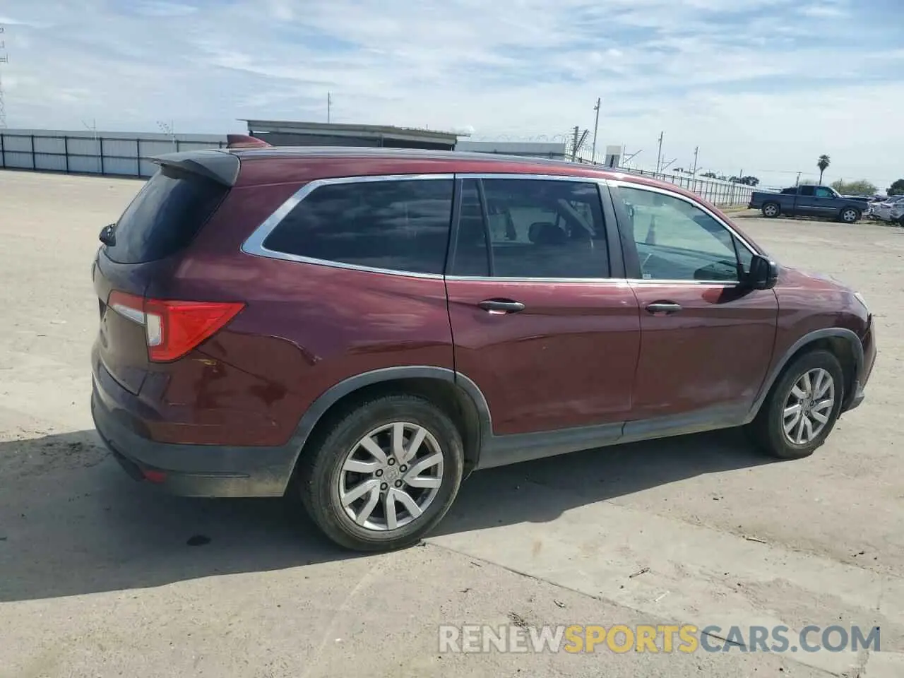 3 Photograph of a damaged car 5FNYF5H16KB031060 HONDA PILOT 2019