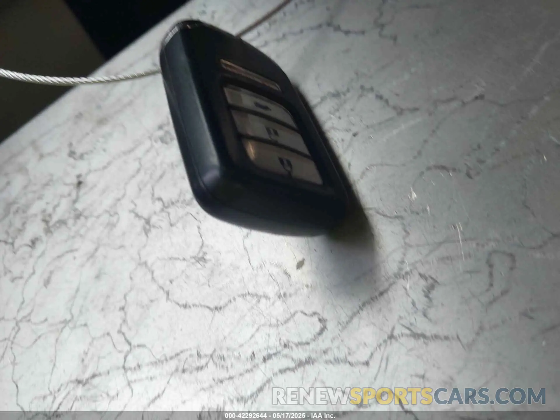 11 Photograph of a damaged car 5FNYF5H16KB042673 HONDA PILOT 2019