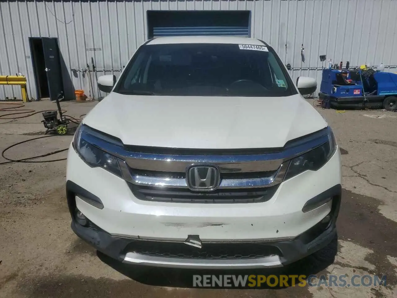 5 Photograph of a damaged car 5FNYF5H31KB006102 HONDA PILOT 2019