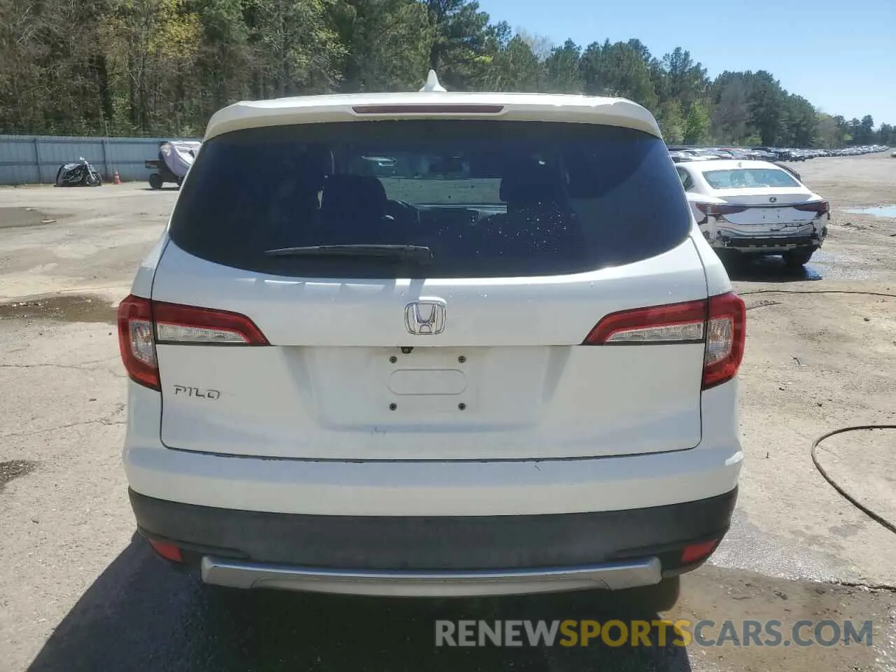 6 Photograph of a damaged car 5FNYF5H31KB006102 HONDA PILOT 2019