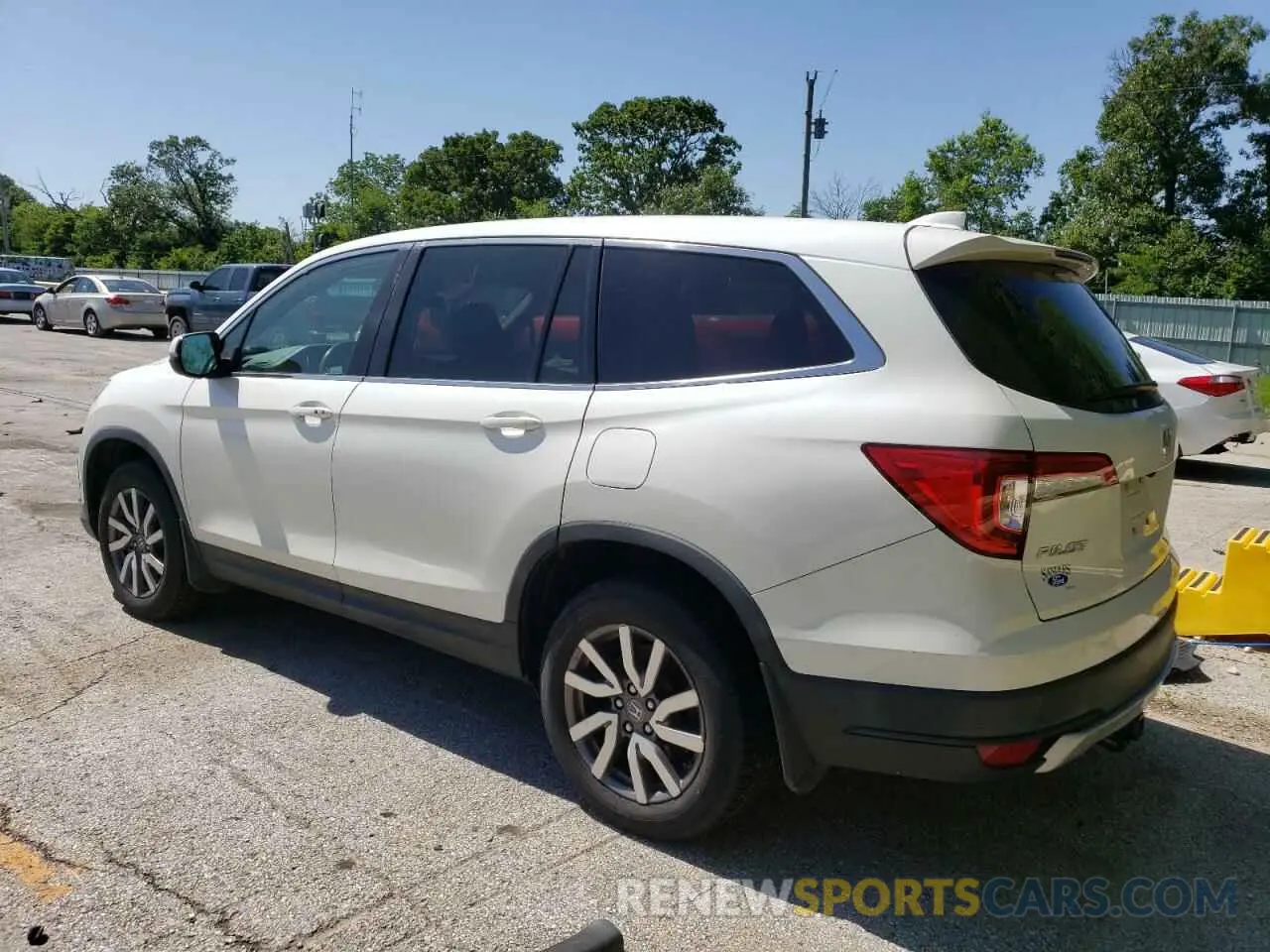 2 Photograph of a damaged car 5FNYF5H31KB034580 HONDA PILOT 2019