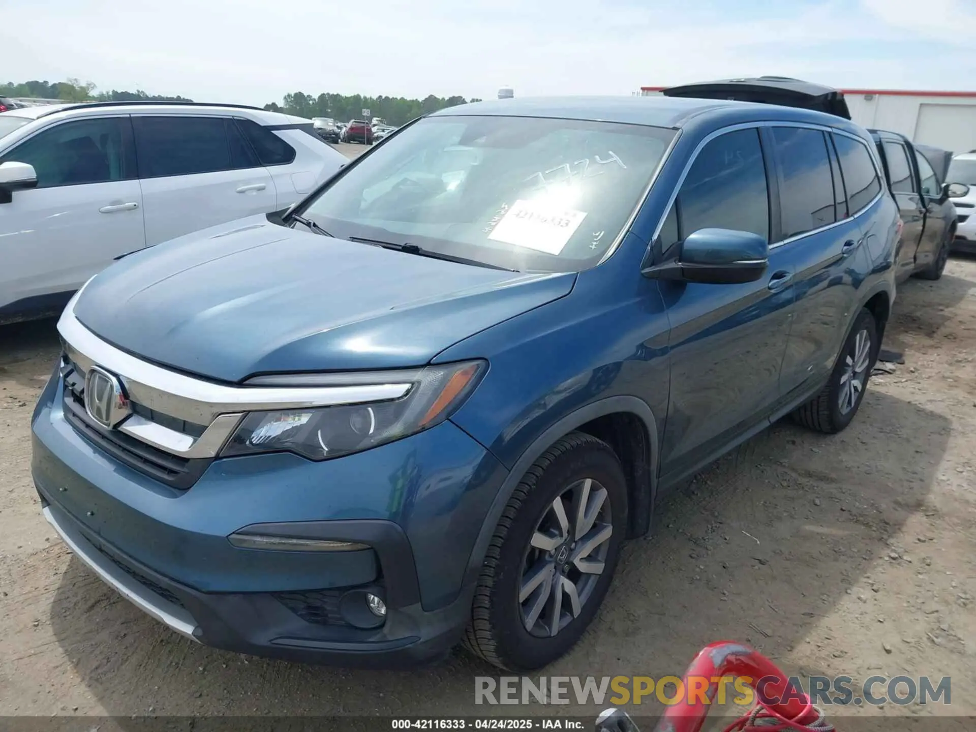 2 Photograph of a damaged car 5FNYF5H32KB017724 HONDA PILOT 2019
