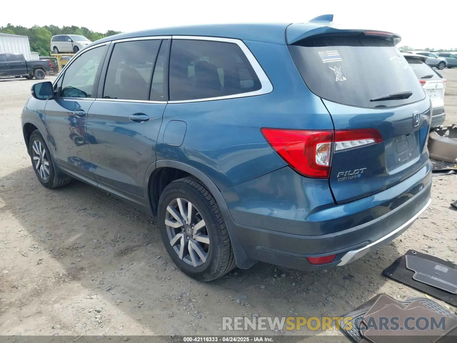 3 Photograph of a damaged car 5FNYF5H32KB017724 HONDA PILOT 2019
