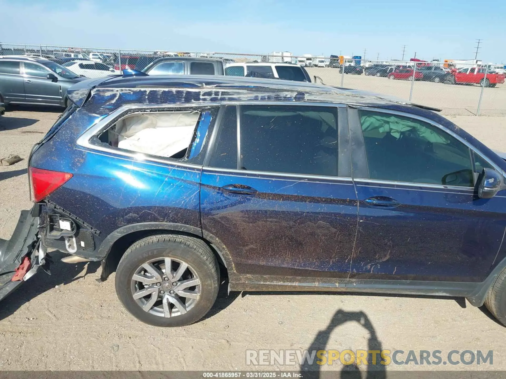 6 Photograph of a damaged car 5FNYF5H32KB038606 HONDA PILOT 2019