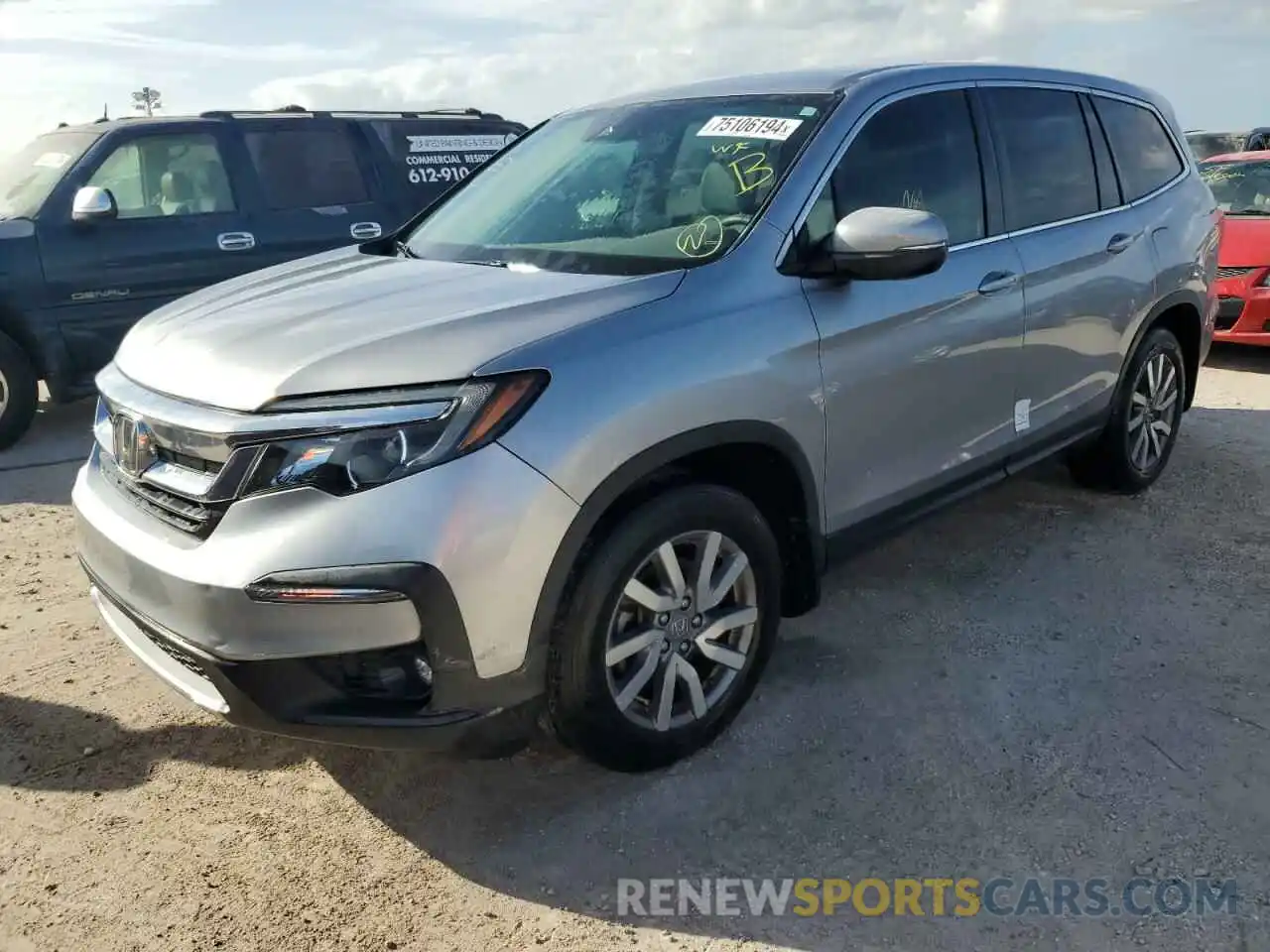 1 Photograph of a damaged car 5FNYF5H33KB039828 HONDA PILOT 2019