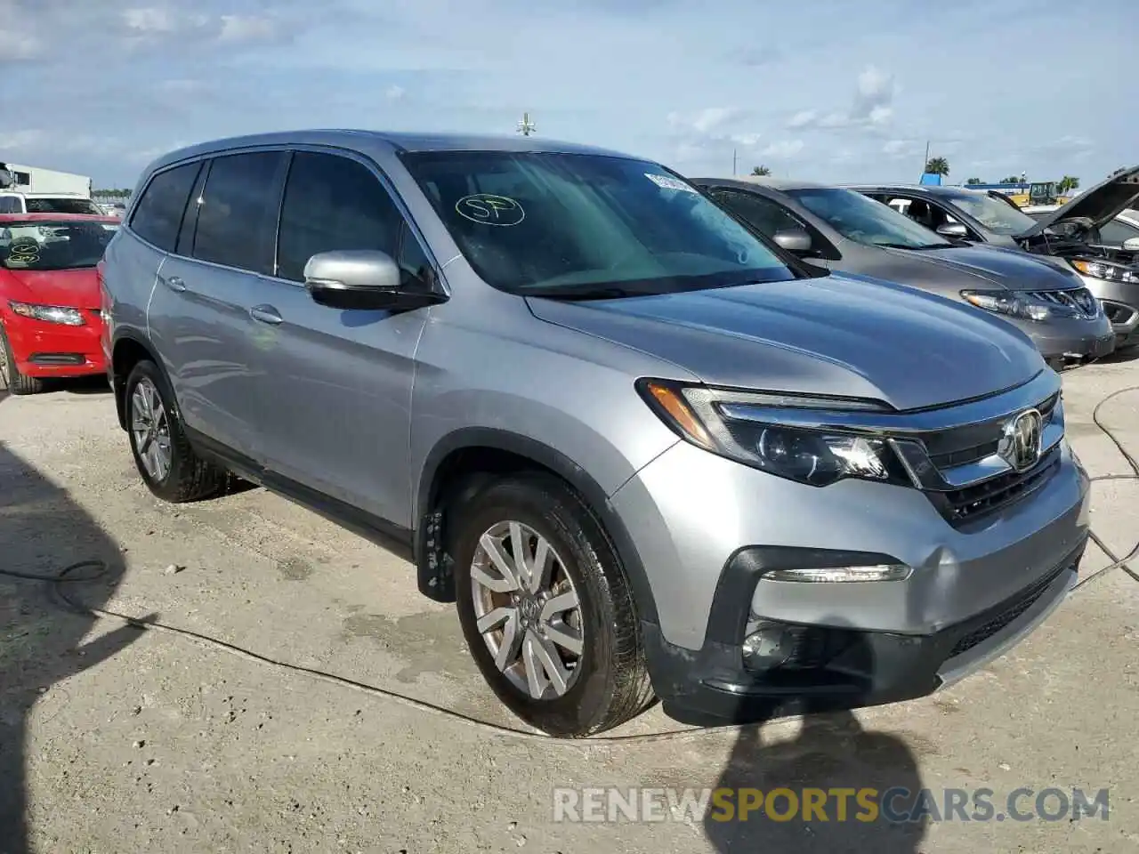 4 Photograph of a damaged car 5FNYF5H33KB039828 HONDA PILOT 2019