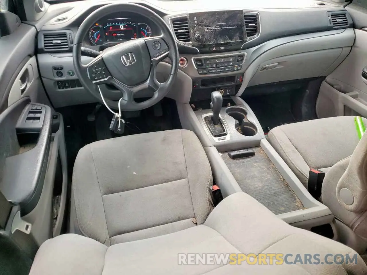 8 Photograph of a damaged car 5FNYF5H34KB028496 HONDA PILOT 2019