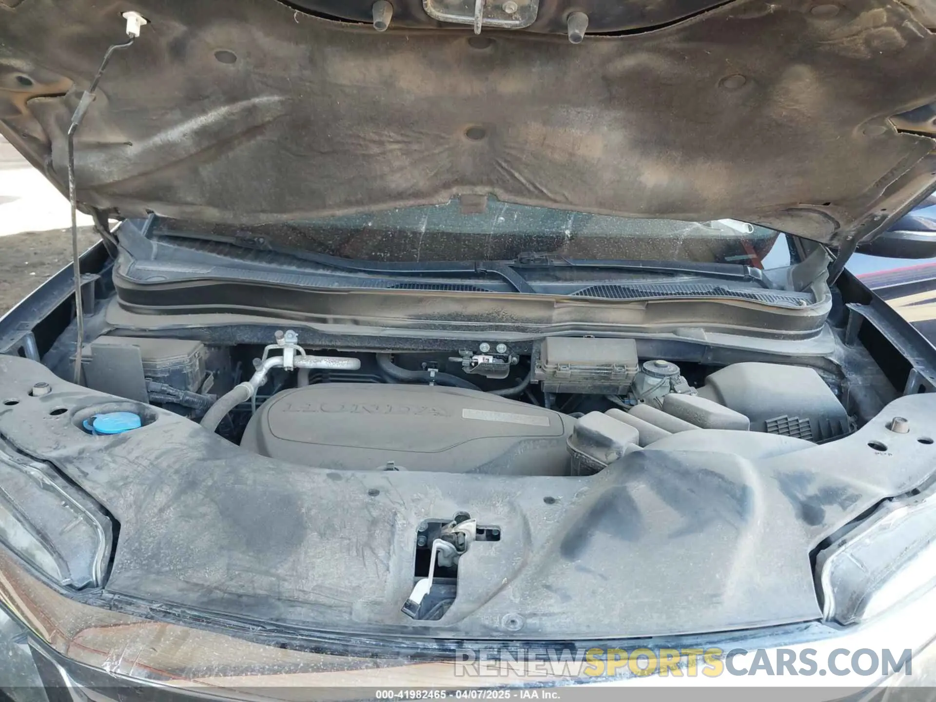 10 Photograph of a damaged car 5FNYF5H36KB024336 HONDA PILOT 2019