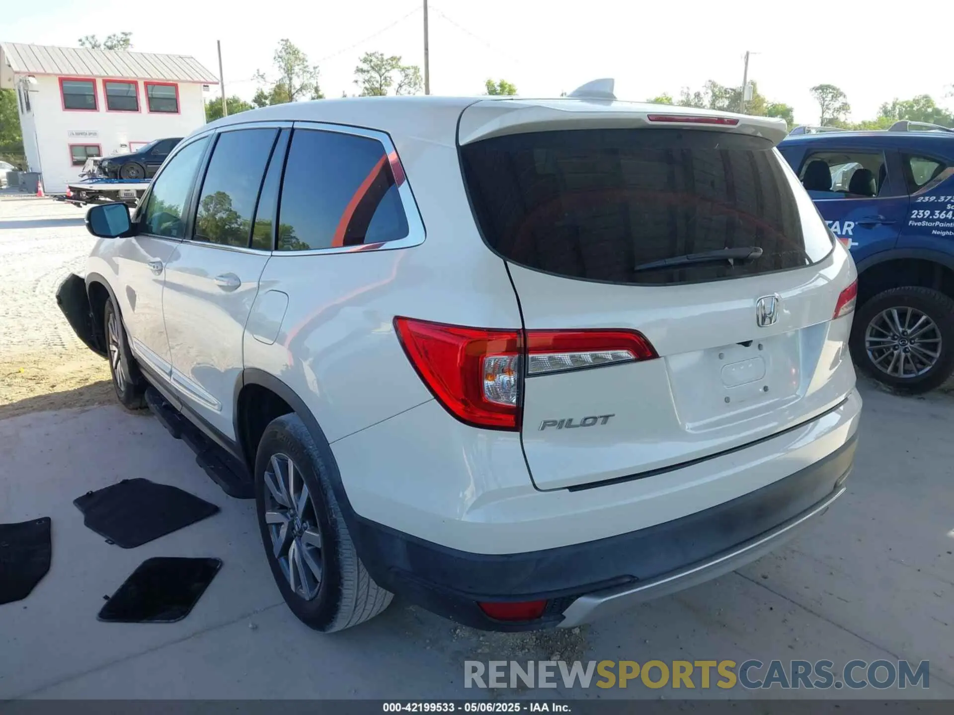 3 Photograph of a damaged car 5FNYF5H37KB013250 HONDA PILOT 2019