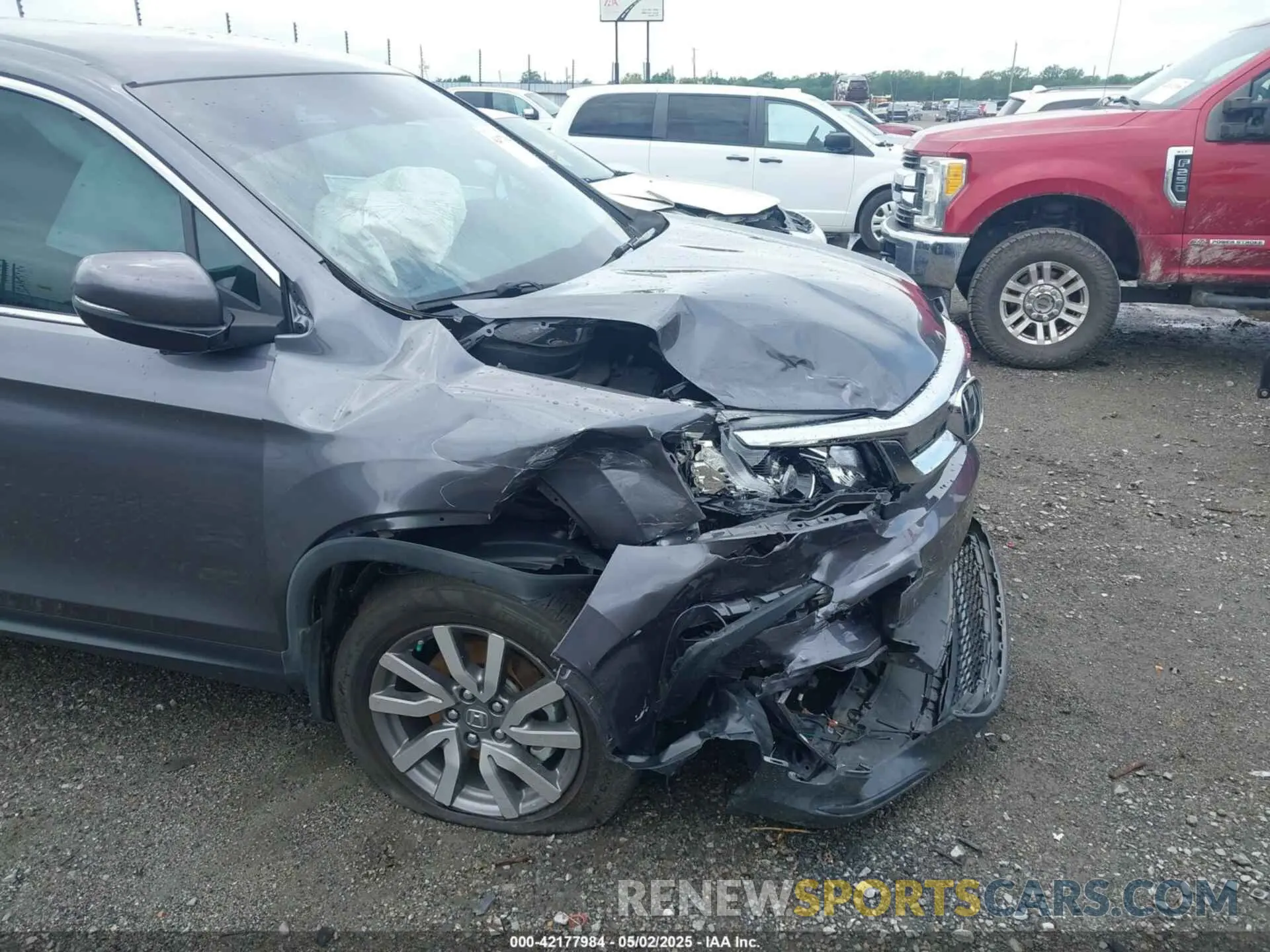 18 Photograph of a damaged car 5FNYF5H37KB034499 HONDA PILOT 2019