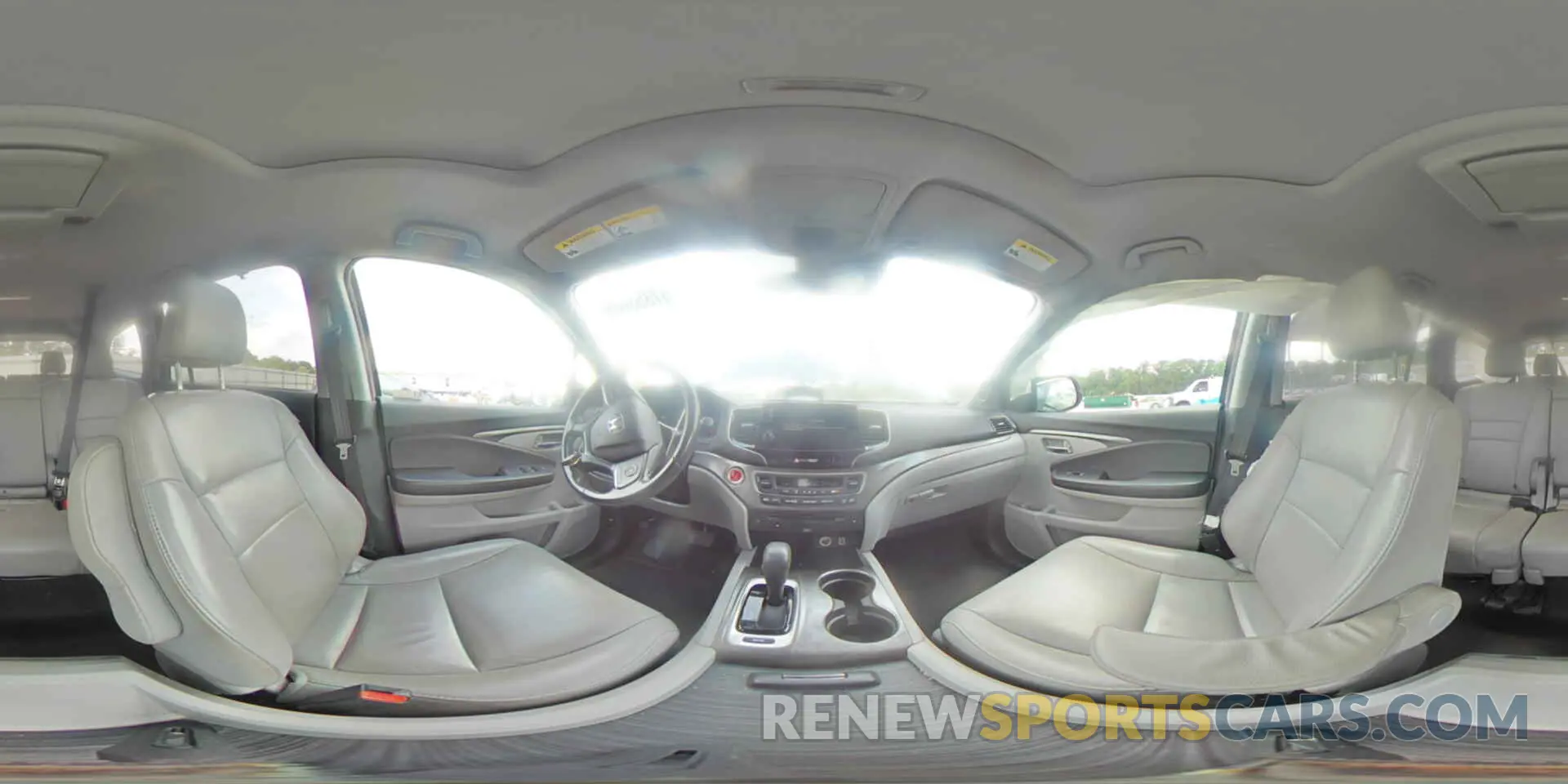 15 Photograph of a damaged car 5FNYF5H48KB022578 HONDA PILOT 2019