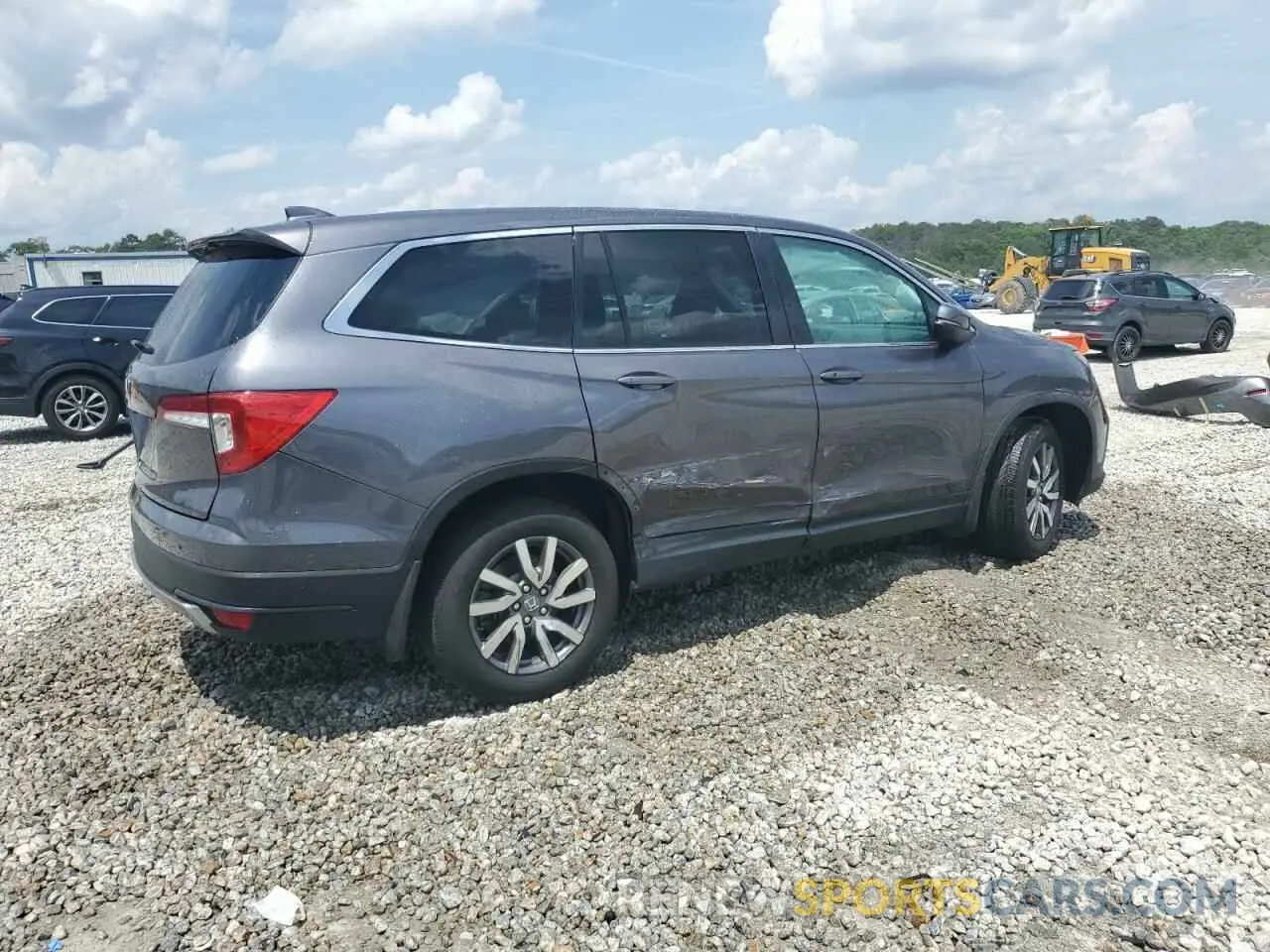 3 Photograph of a damaged car 5FNYF5H48KB022578 HONDA PILOT 2019