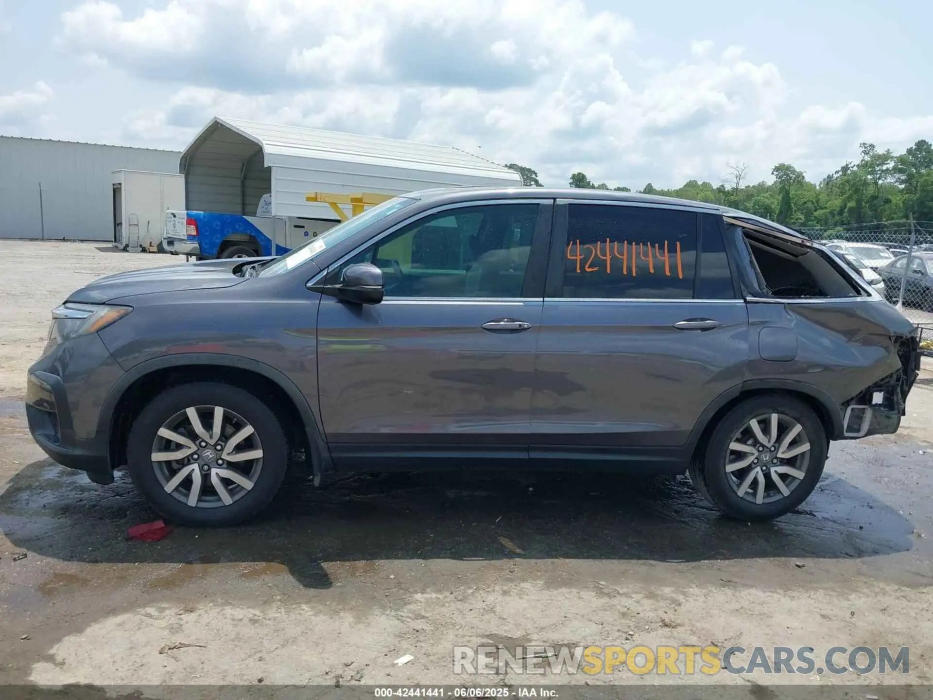 15 Photograph of a damaged car 5FNYF5H4XKB018306 HONDA PILOT 2019