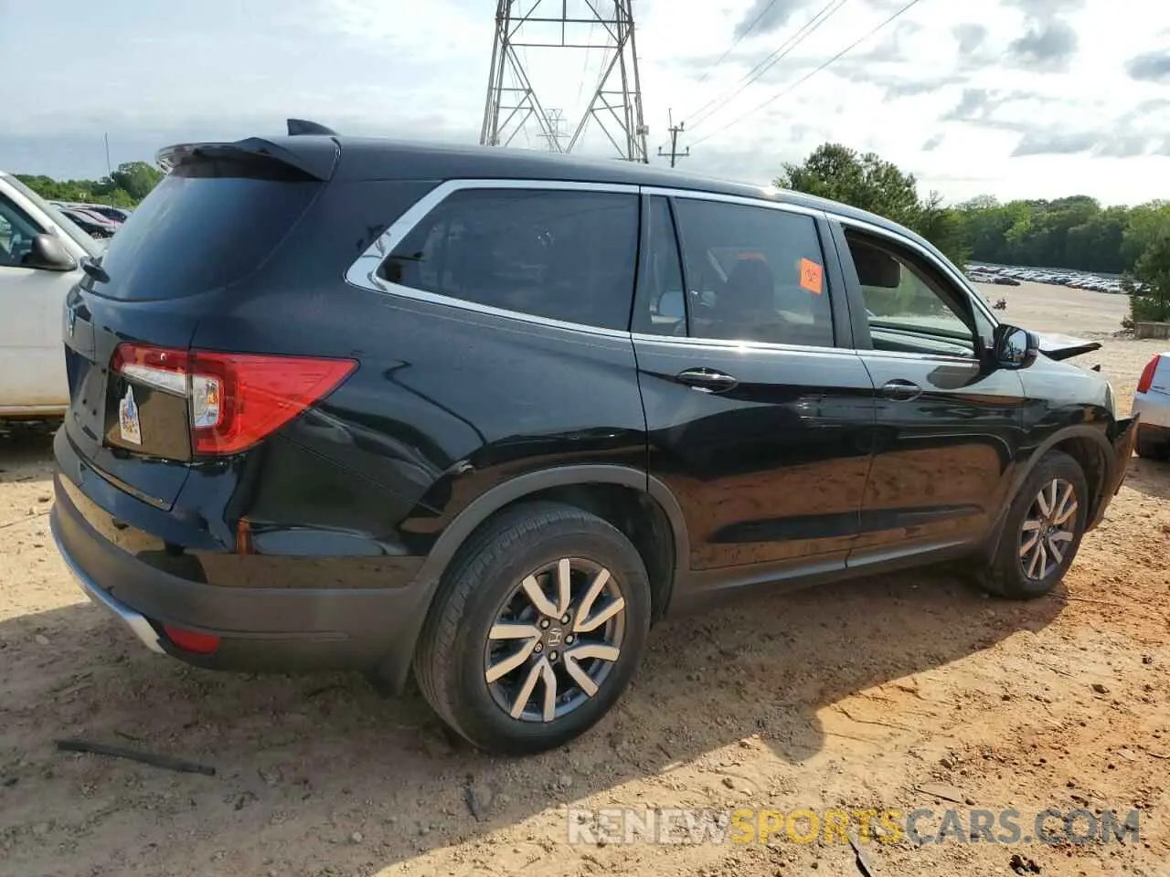 3 Photograph of a damaged car 5FNYF5H50KB019103 HONDA PILOT 2019