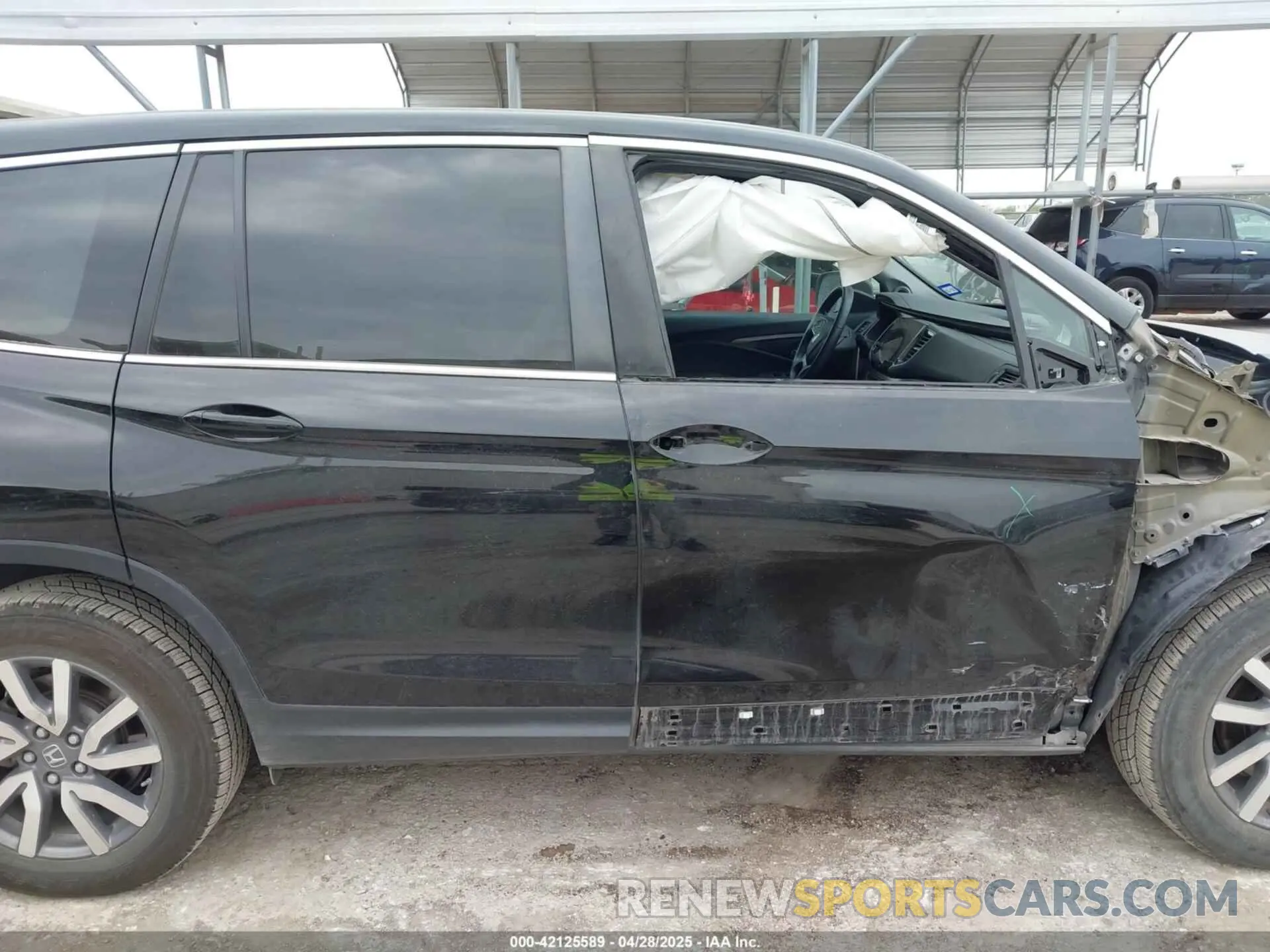 14 Photograph of a damaged car 5FNYF5H53KB019113 HONDA PILOT 2019