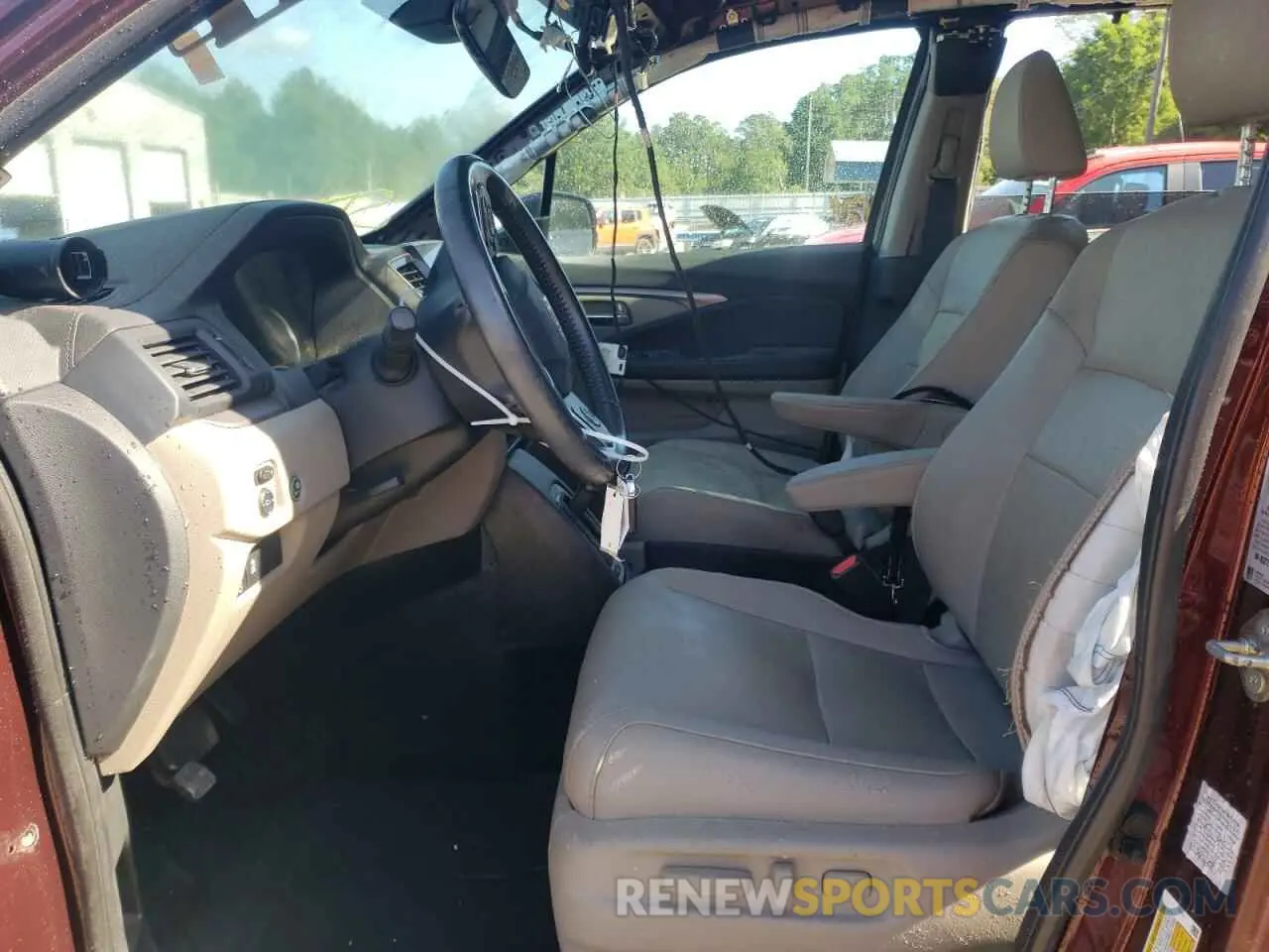 7 Photograph of a damaged car 5FNYF5H53KB024442 HONDA PILOT 2019