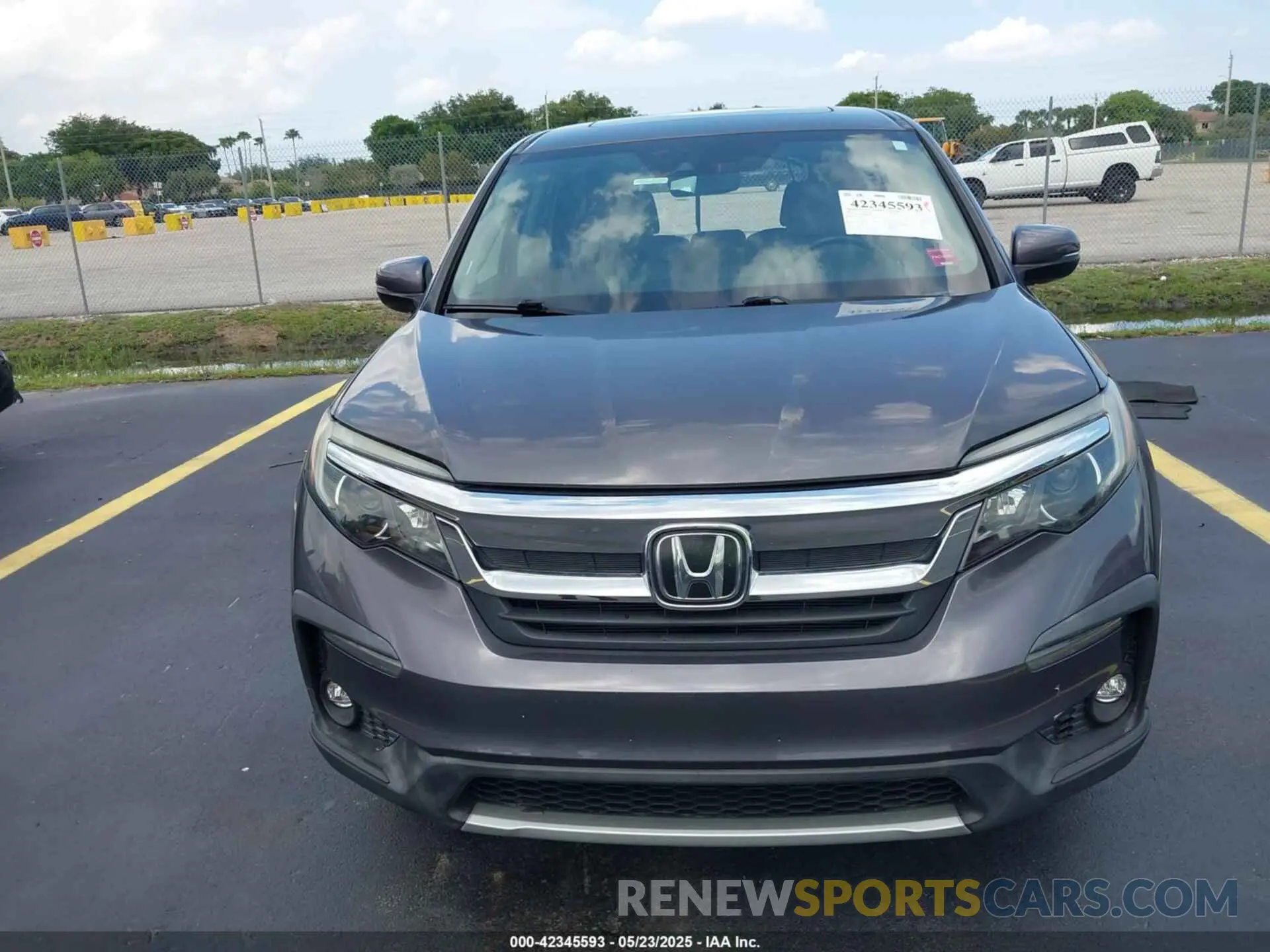 13 Photograph of a damaged car 5FNYF5H54KB013384 HONDA PILOT 2019