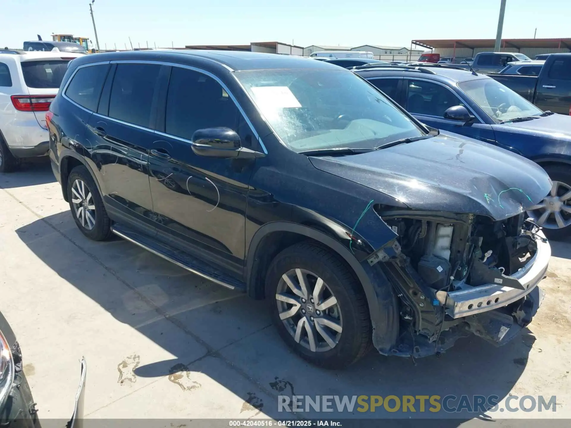 1 Photograph of a damaged car 5FNYF5H56KB042918 HONDA PILOT 2019