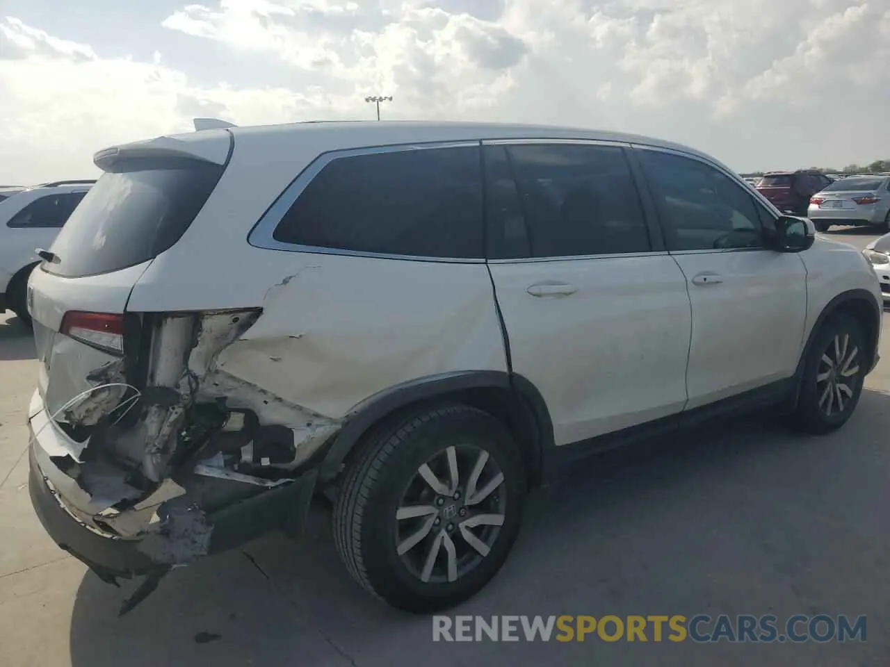 3 Photograph of a damaged car 5FNYF5H58KB020127 HONDA PILOT 2019