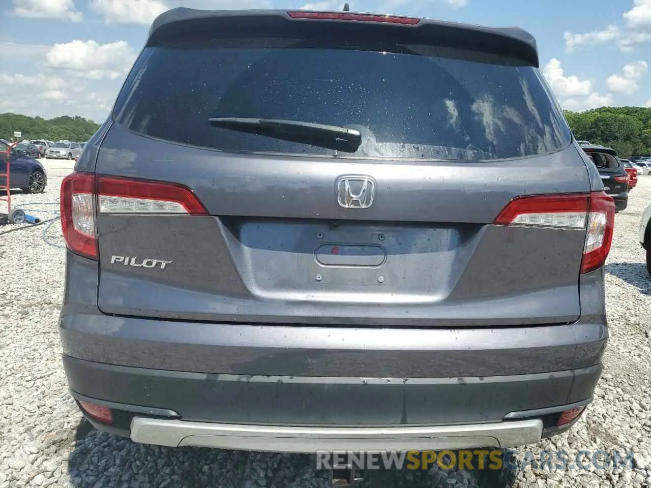 6 Photograph of a damaged car 5FNYF5H59KB028124 HONDA PILOT 2019