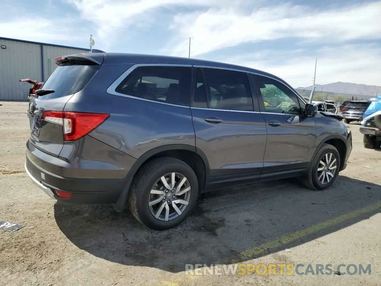 3 Photograph of a damaged car 5FNYF5H59KB034909 HONDA PILOT 2019